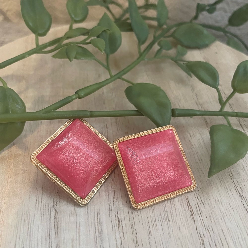 Women’s square earrings